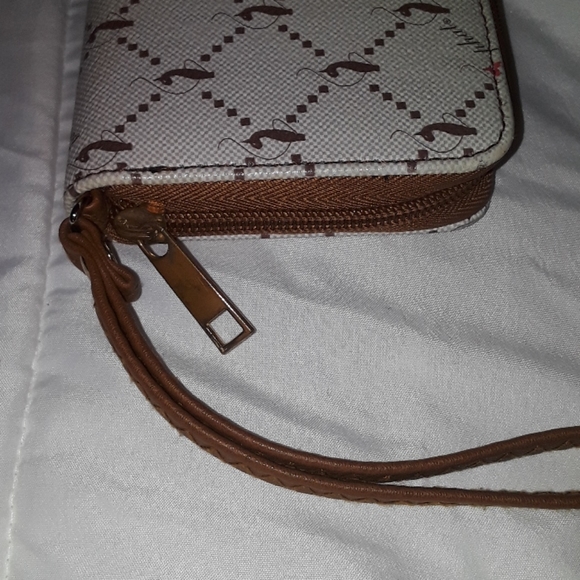 Baby phat wallet / BUNDLE ONLY - Picture 4 of 8